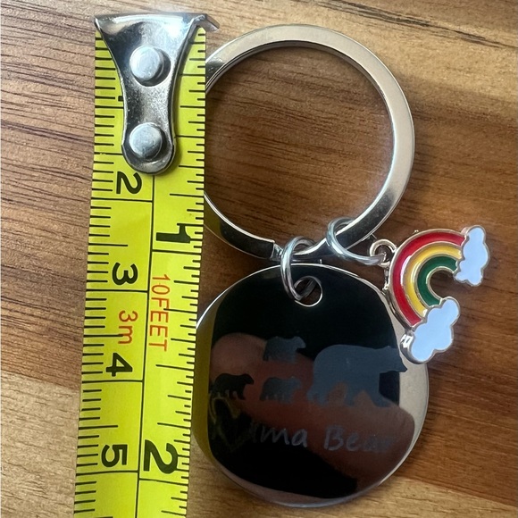 New Keychain Metal Gift Present Mom Mother Rainbow Engraved Mama Bear 3 Kids - Picture 3 of 3